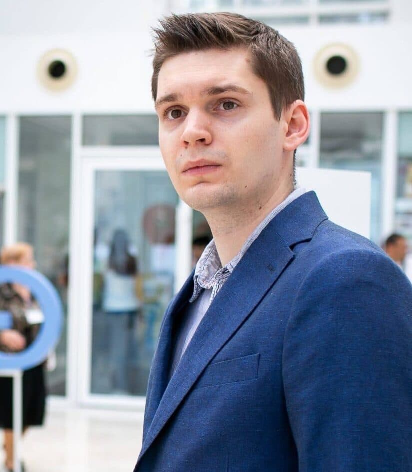 Павло Лещенко